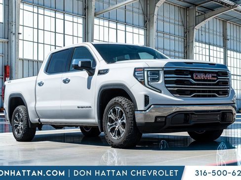Used 2025 GMC Sierra 1500 SLT AWD/4WD image 37