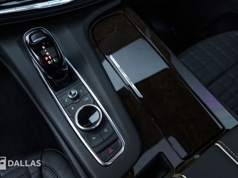 Used 2023 Cadillac Escalade Sport Platinum image 28