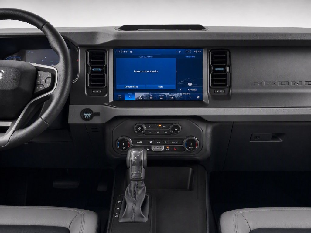 Used 2022 Ford Bronco Wildtrak AWD/4WD image 11