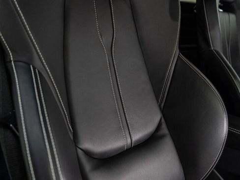 Used 2019 McLaren 570S Coupe RWD image 36