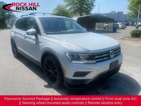 Used 2018 Volkswagen Tiguan SE w/ Panoramic Sunroof Package AWD/4WD image 1