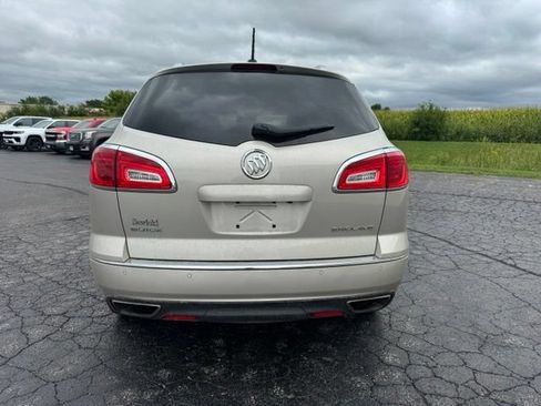 Used 2017 Buick Enclave Leather FWD image 4