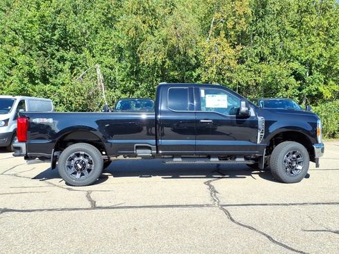 New 2027 Ford F250 XLT w/ Snow Plow Prep Package AWD/4WD image 4