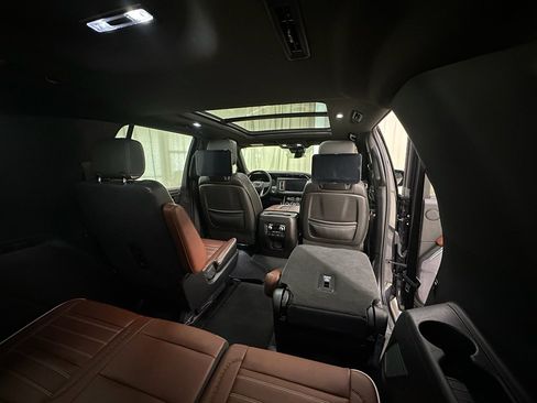 Certified 2023 GMC Yukon Denali Ultimate image 22