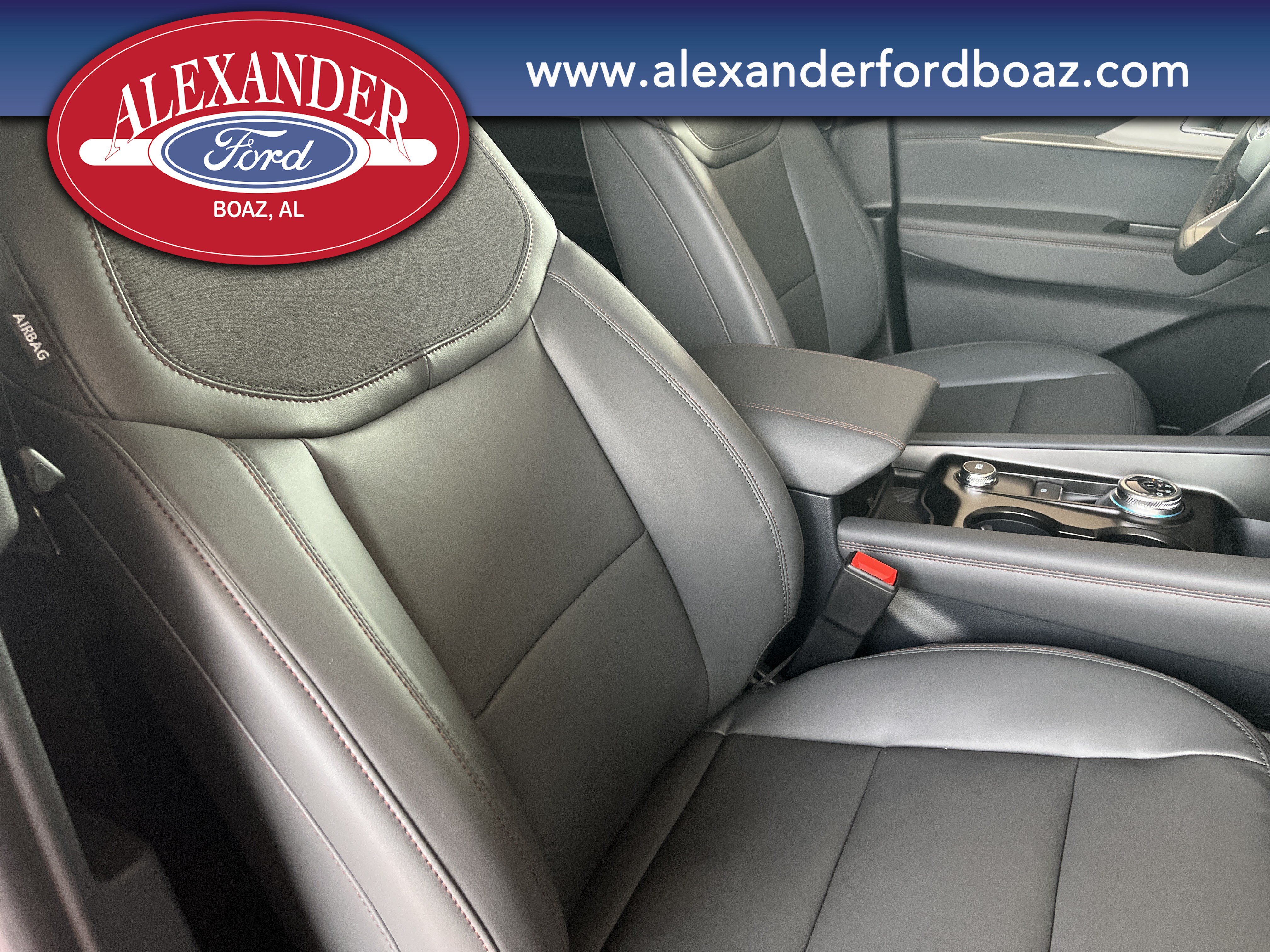 New 2026 Ford Explorer Active w/ Active Comfort Package RWD image 16