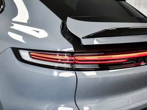 Used 2024 Porsche Cayenne Turbo GT image 87