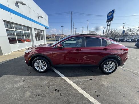 Certified 2024 Buick Envista Preferred w/ Convenience I Package image 3