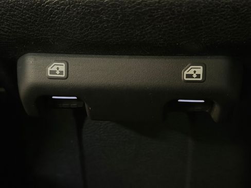 Used 2019 Jeep Wrangler Unlimited Sport S image 24