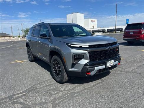 Used 2026 Chevrolet Traverse Z71 w/ Enhanced Driving Package image 1