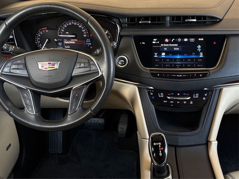 Used 2019 Cadillac XT5 Premium Luxury FWD image 15