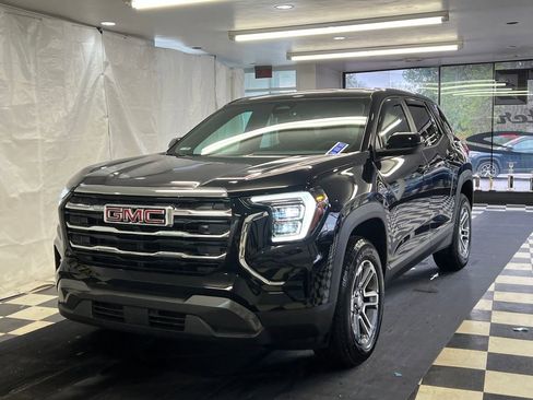 Used 2026 GMC Terrain Elevation w/ LPO, Floor Liner Package AWD/4WD image 3