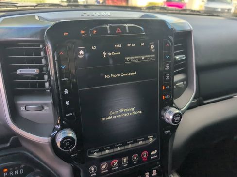 Used 2020 RAM 2500 Big Horn w/ Level 2 Equipment Group image 13