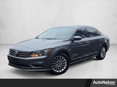 Used 2017 Volkswagen Passat 1.8T SE