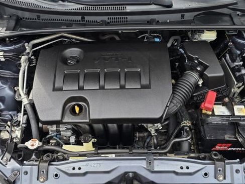 Used 2017 Toyota Corolla SE FWD image 35