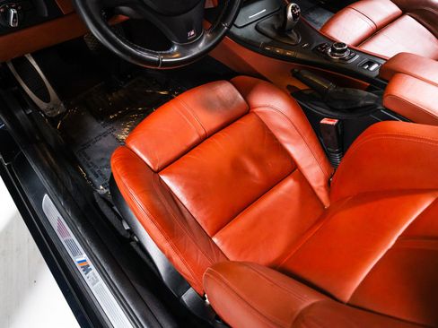 Used 2011 BMW M3 Convertible RWD image 19