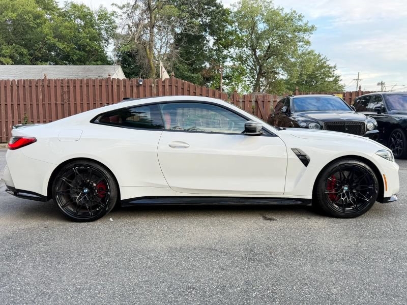 Used 2022 BMW M4 Competition w/ M Carbon Exterior Package RWD image 5