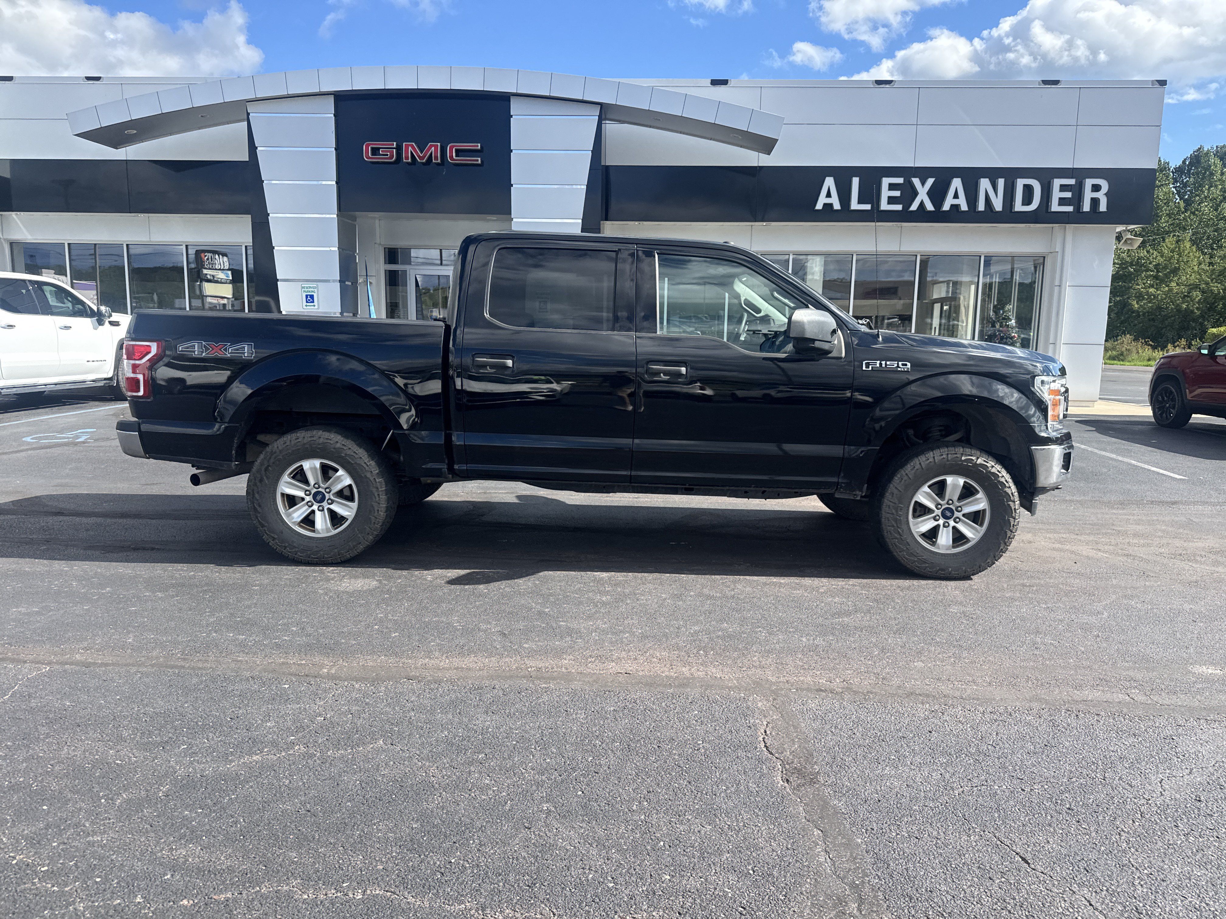Used 2018 Ford F150 XLT AWD/4WD image 2