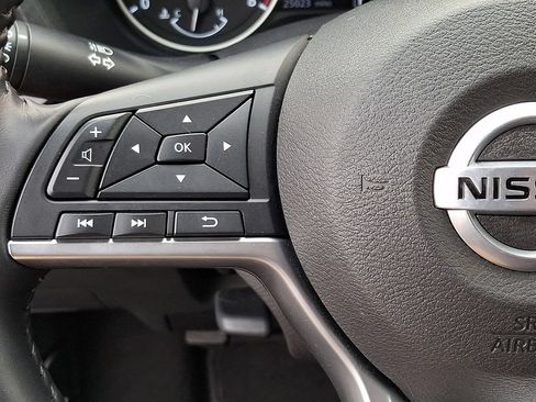 Used 2020 Nissan Sentra SV FWD image 20