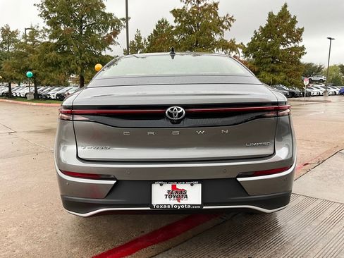 New 2026 Toyota Crown Limited image 7