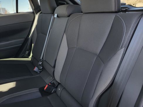 Used 2025 Subaru Crosstrek 2.0i Premium w/ Convenience Package #2 image 13