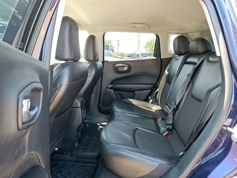 Certified 2021 Jeep Compass Latitude image 11