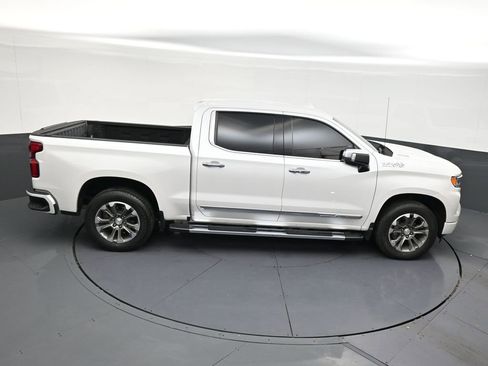Used 2023 Chevrolet Silverado 1500 High Country w/ Technology Package RWD image 17