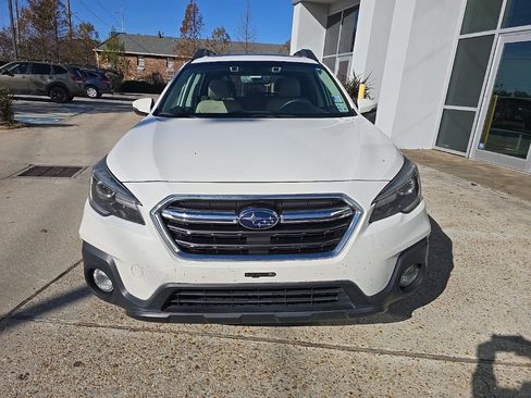 Used 2019 Subaru Outback 2.5i Limited image 11