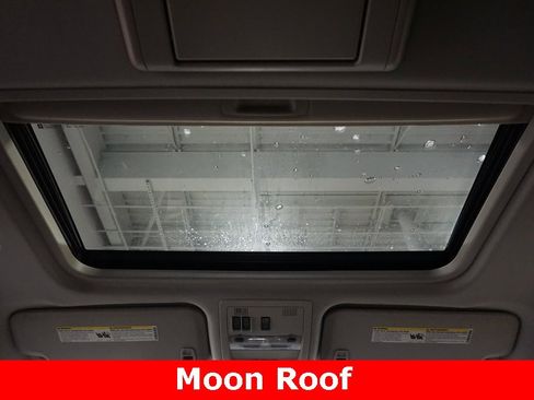 Used 2013 Cadillac Escalade Platinum image 10