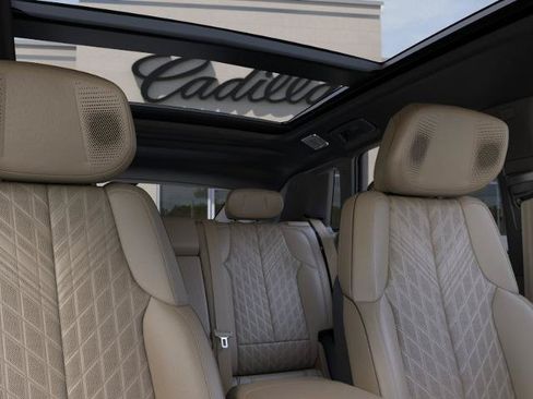 New 2026 Cadillac Lyriq Signature Luxury w/ Nappa Leather Package RWD image 48