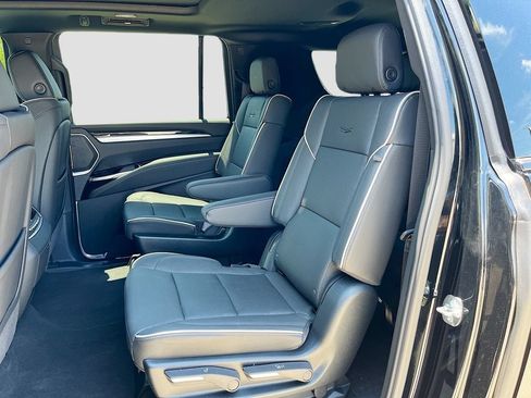 New 2026 Cadillac Escalade ESV Luxury w/ Touring Package AWD/4WD image 30
