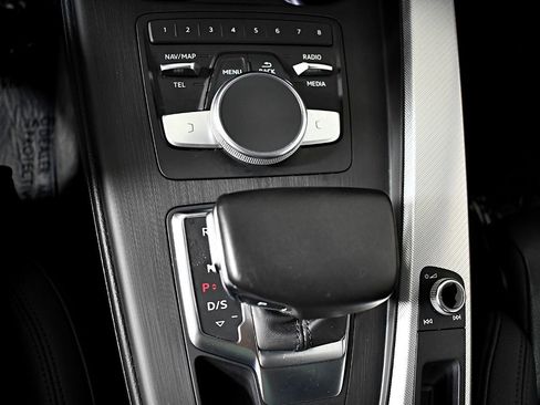 Used 2017 Audi A4 2.0T Premium Plus w/ Premium Plus Package image 34