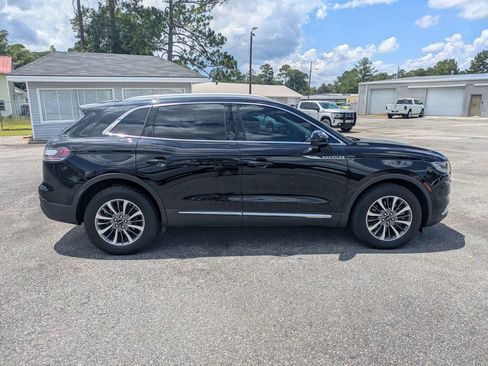 Used 2022 Lincoln Nautilus Reserve w/ Luxury Package FWD image 4
