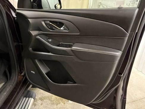 Used 2020 Chevrolet Traverse Premier w/ LPO, Floor Liner Package FWD image 31