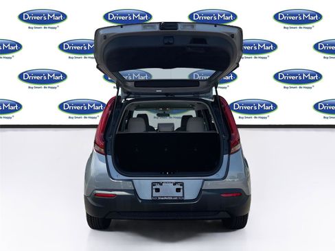 Used 2022 Kia Soul LX FWD image 23