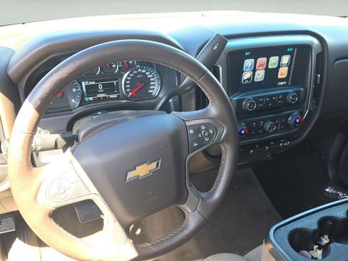 Used 2015 Chevrolet Silverado 1500 LT w/ LT Convenience Package RWD image 9
