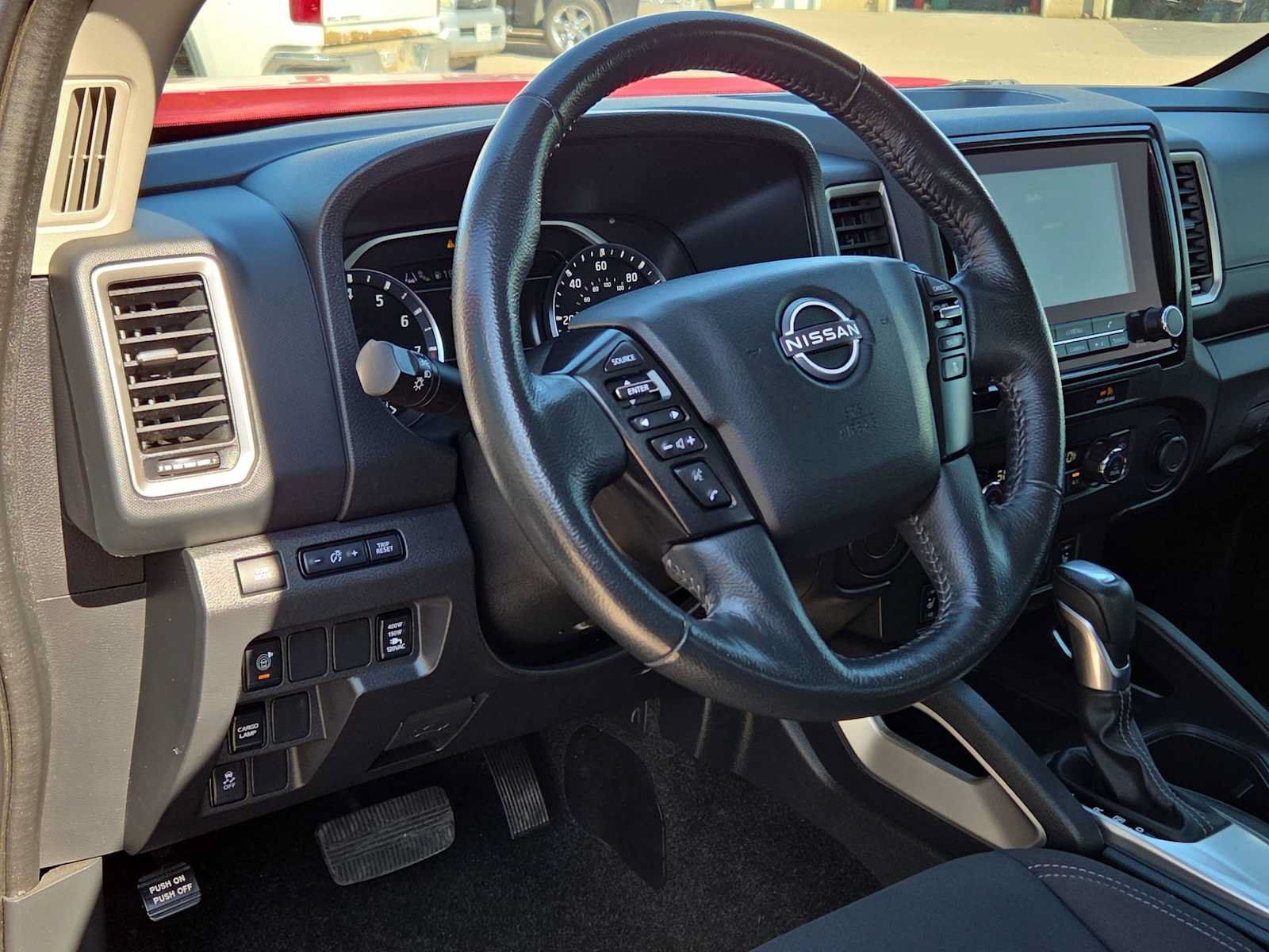 Used 2022 Nissan Frontier SV RWD image 10