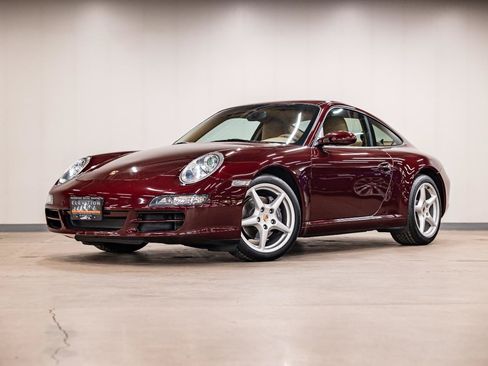 Used 2005 Porsche 911 Carrera RWD image 18