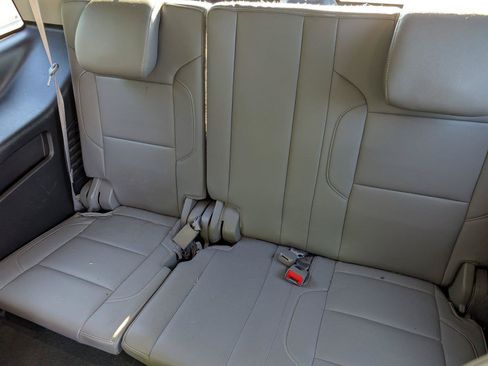 Used 2016 Chevrolet Tahoe LT RWD image 37