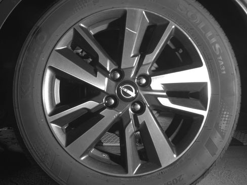 Used 2025 Nissan Versa SV FWD image 14