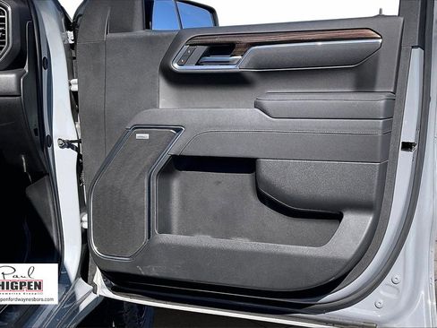 Used 2025 Chevrolet Silverado 1500 RST image 24