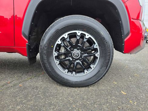 Used 2022 Toyota Tundra SR5 w/ TRD Off-Road Premium Package image 10