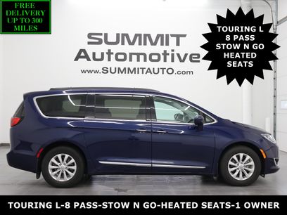 Used 2017 Chrysler Pacifica Touring-L