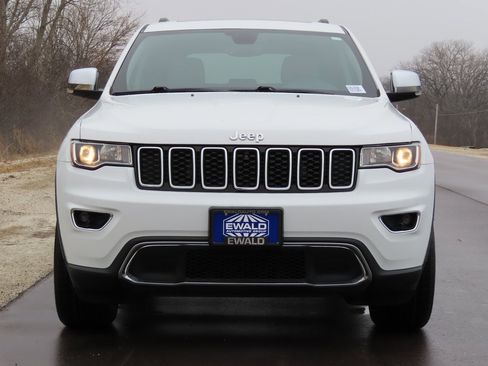 Certified 2019 Jeep Grand Cherokee Limited w/ Trailer Tow Group IV image 16