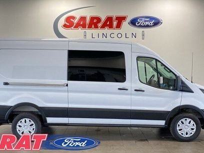 New 2025 Ford Transit 250 148 Medium Roof w/ Exterior Upgrade Package