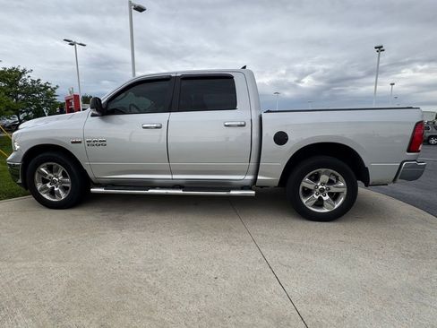 Used 2016 RAM 1500 Big Horn RWD image 4