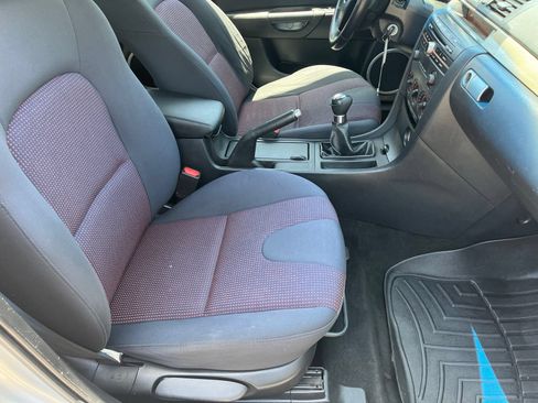 Used 2006 MAZDA MAZDA3 s w/ Appearance Pkg FWD image 16