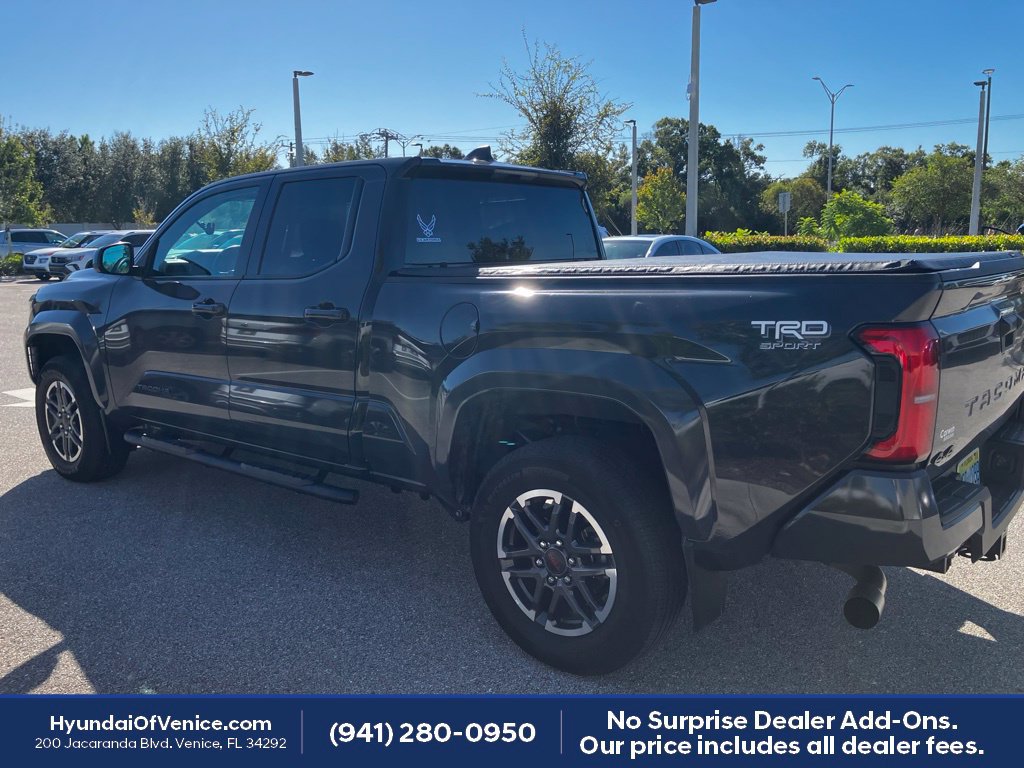 Used 2024 Toyota Tacoma TRD Sport AWD/4WD image 8