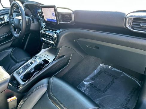 Used 2023 Ford Explorer ST w/ Equipment Group 401A image 10