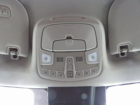 Used 2019 Ford Expedition Platinum image 30