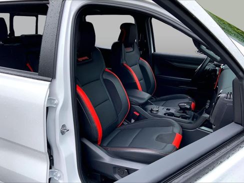 Used 2025 Ford Ranger Raptor AWD/4WD image 9